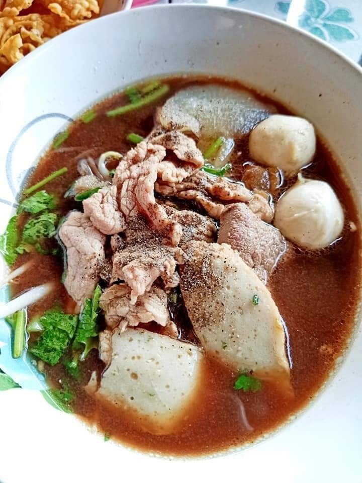 รวม 12 ร้านก๋วยเตี๋ยว สระบุรี น้ำซุปเด็ด เส้นนุ่ม เครื่องแน่น พิกัดอร่อยที่สายกินต้องแวะ!