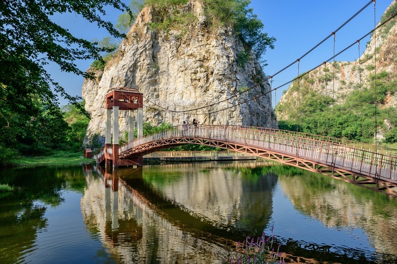 alpacahill, coro field, secret space, ตลาดน้ำดำเนินสะดวก, ถ้ำเขาบิน, ที่เที่ยว, ที่เที่ยวราชบุรี, ที่เที่ยวราชบุรี 2024, ที่เที่ยวราชบุรี 2567, ราชบุรี, วัดพระคริสตหฤทัย, วัดหนองหอย, วัดเพลง, วินเทจฟาร์ม, สถานที่ท่องเที่ยว, อัลปาก้าฮิลล์, อุทยานหินเขางู, เดอะซีนเนอรี่, เถ้าฮงไถ่, เที่ยวจังหวัดราชบุรี, เที่ยวราชบุรี, เที่ยวราชบุรี 2024, เที่ยวราชบุรี 2567, เที่ยวแม่น้ำแม่กลอง, เที่ยวใกล้กรุงเทพ, แก่งส้มแมว, โคโร่ ฟิลด์, top 30+ ที่เที่ยวราชบุรี [กรกฎาคม2024] เมืองน่าเที่ยว มนต์เสน่ห์แห่งลุ่มแม่น้ำแม่กลอง