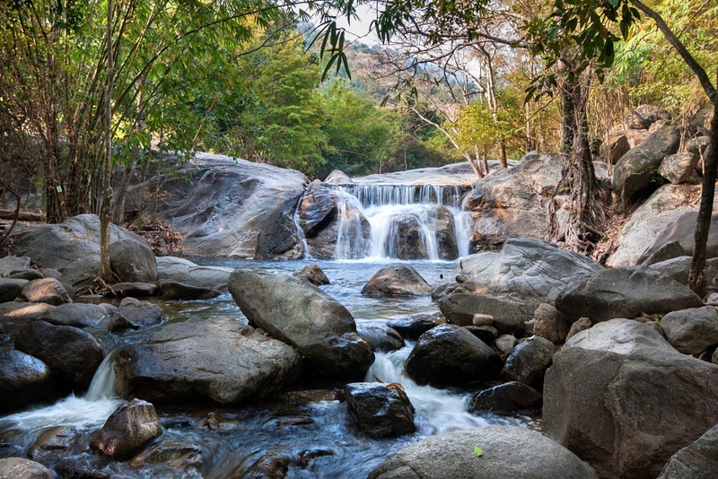 alpacahill, coro field, secret space, ตลาดน้ำดำเนินสะดวก, ถ้ำเขาบิน, ที่เที่ยว, ที่เที่ยวราชบุรี, ที่เที่ยวราชบุรี 2024, ที่เที่ยวราชบุรี 2567, ราชบุรี, วัดพระคริสตหฤทัย, วัดหนองหอย, วัดเพลง, วินเทจฟาร์ม, สถานที่ท่องเที่ยว, อัลปาก้าฮิลล์, อุทยานหินเขางู, เดอะซีนเนอรี่, เถ้าฮงไถ่, เที่ยวจังหวัดราชบุรี, เที่ยวราชบุรี, เที่ยวราชบุรี 2024, เที่ยวราชบุรี 2567, เที่ยวแม่น้ำแม่กลอง, เที่ยวใกล้กรุงเทพ, แก่งส้มแมว, โคโร่ ฟิลด์, top 30+ ที่เที่ยวราชบุรี [กรกฎาคม2024] เมืองน่าเที่ยว มนต์เสน่ห์แห่งลุ่มแม่น้ำแม่กลอง