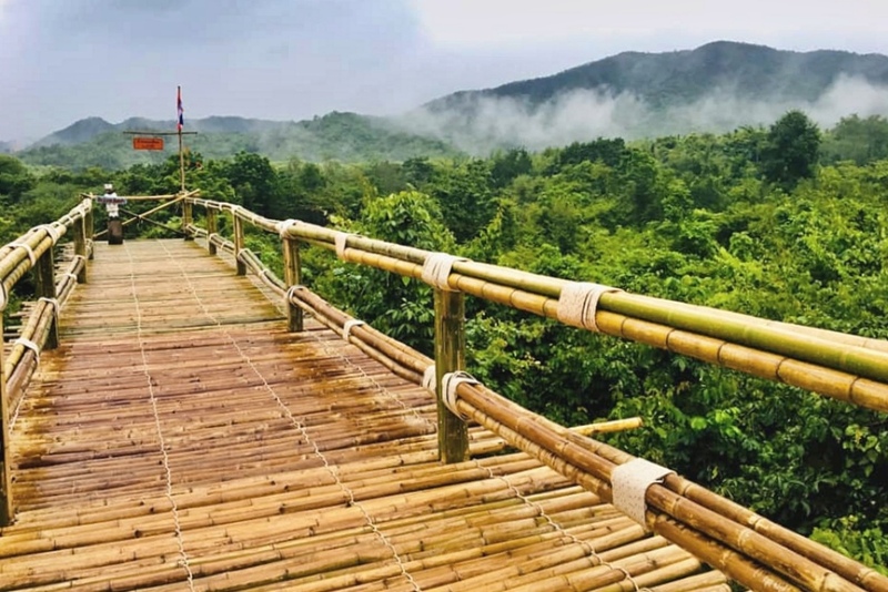 alpacahill, coro field, secret space, ตลาดน้ำดำเนินสะดวก, ถ้ำเขาบิน, ที่เที่ยว, ที่เที่ยวราชบุรี, ที่เที่ยวราชบุรี 2024, ที่เที่ยวราชบุรี 2567, ราชบุรี, วัดพระคริสตหฤทัย, วัดหนองหอย, วัดเพลง, วินเทจฟาร์ม, สถานที่ท่องเที่ยว, อัลปาก้าฮิลล์, อุทยานหินเขางู, เดอะซีนเนอรี่, เถ้าฮงไถ่, เที่ยวจังหวัดราชบุรี, เที่ยวราชบุรี, เที่ยวราชบุรี 2024, เที่ยวราชบุรี 2567, เที่ยวแม่น้ำแม่กลอง, เที่ยวใกล้กรุงเทพ, แก่งส้มแมว, โคโร่ ฟิลด์, top 30+ ที่เที่ยวราชบุรี [กรกฎาคม2024] เมืองน่าเที่ยว มนต์เสน่ห์แห่งลุ่มแม่น้ำแม่กลอง