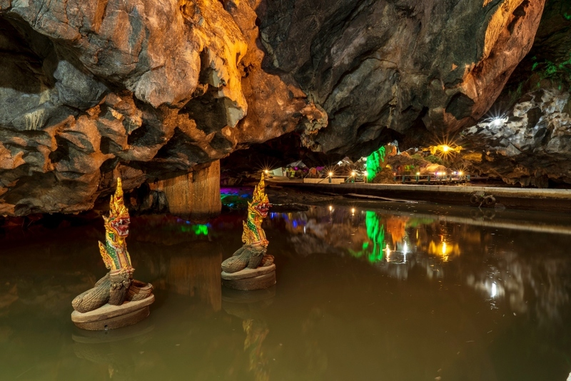 alpacahill, coro field, secret space, ตลาดน้ำดำเนินสะดวก, ถ้ำเขาบิน, ที่เที่ยว, ที่เที่ยวราชบุรี, ที่เที่ยวราชบุรี 2024, ที่เที่ยวราชบุรี 2567, ราชบุรี, วัดพระคริสตหฤทัย, วัดหนองหอย, วัดเพลง, วินเทจฟาร์ม, สถานที่ท่องเที่ยว, อัลปาก้าฮิลล์, อุทยานหินเขางู, เดอะซีนเนอรี่, เถ้าฮงไถ่, เที่ยวจังหวัดราชบุรี, เที่ยวราชบุรี, เที่ยวราชบุรี 2024, เที่ยวราชบุรี 2567, เที่ยวแม่น้ำแม่กลอง, เที่ยวใกล้กรุงเทพ, แก่งส้มแมว, โคโร่ ฟิลด์, top 30+ ที่เที่ยวราชบุรี [กรกฎาคม2024] เมืองน่าเที่ยว มนต์เสน่ห์แห่งลุ่มแม่น้ำแม่กลอง