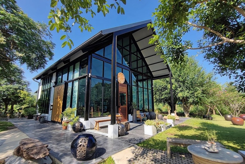 alpacahill, coro field, secret space, ตลาดน้ำดำเนินสะดวก, ถ้ำเขาบิน, ที่เที่ยว, ที่เที่ยวราชบุรี, ที่เที่ยวราชบุรี 2024, ที่เที่ยวราชบุรี 2567, ราชบุรี, วัดพระคริสตหฤทัย, วัดหนองหอย, วัดเพลง, วินเทจฟาร์ม, สถานที่ท่องเที่ยว, อัลปาก้าฮิลล์, อุทยานหินเขางู, เดอะซีนเนอรี่, เถ้าฮงไถ่, เที่ยวจังหวัดราชบุรี, เที่ยวราชบุรี, เที่ยวราชบุรี 2024, เที่ยวราชบุรี 2567, เที่ยวแม่น้ำแม่กลอง, เที่ยวใกล้กรุงเทพ, แก่งส้มแมว, โคโร่ ฟิลด์, top 30+ ที่เที่ยวราชบุรี [กรกฎาคม2024] เมืองน่าเที่ยว มนต์เสน่ห์แห่งลุ่มแม่น้ำแม่กลอง