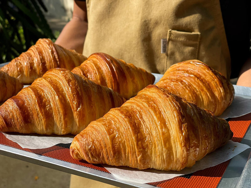 top 10+ คาเฟ่สุรินทร์ 2567 คาเฟ่ทุ่งนาสุรินทร์ บรรยากาศดี วิวสุดปัง ถ่ายรูปสวย