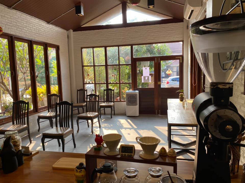 top 10+ คาเฟ่สุรินทร์ 2567 คาเฟ่ทุ่งนาสุรินทร์ บรรยากาศดี วิวสุดปัง ถ่ายรูปสวย