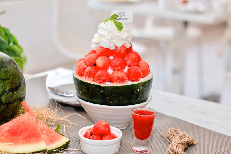 top 10+ คาเฟ่สุรินทร์ 2567 คาเฟ่ทุ่งนาสุรินทร์ บรรยากาศดี วิวสุดปัง ถ่ายรูปสวย