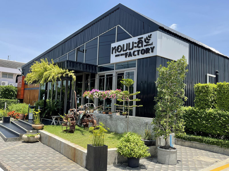 top 10+ คาเฟ่สุรินทร์ 2567 คาเฟ่ทุ่งนาสุรินทร์ บรรยากาศดี วิวสุดปัง ถ่ายรูปสวย