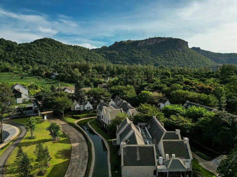 top 10+ ที่พักเขาใหญ่แบบครอบครัว 2567 มีกิจกรรม ใกล้ชิดธรรมชาติ ฟีลเมืองนอก