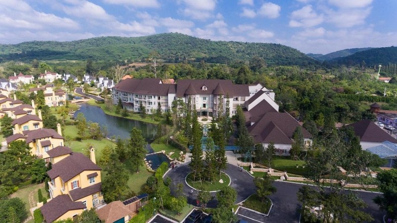 top 10+ ที่พักเขาใหญ่แบบครอบครัว 2567 มีกิจกรรม ใกล้ชิดธรรมชาติ ฟีลเมืองนอก