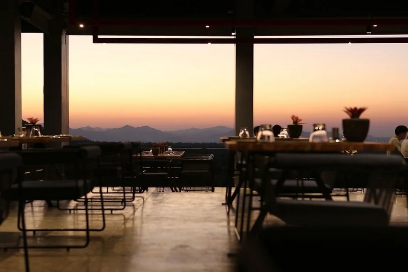 top 10+ ที่พักเขาใหญ่แบบครอบครัว 2567 มีกิจกรรม ใกล้ชิดธรรมชาติ ฟีลเมืองนอก