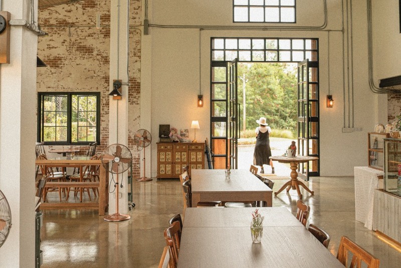 baan zaka cafe, daydreaming cafe, khaam khaoyai, like a mountain, pirom cafe, rosebay home cooking café, tara cafe, the birder’s lodge cafe, the birder’s lodge café & grill, the creek, the creek khao yai, trot cafe khaoyai, yellow submarine coffee tank, ขาม เขาใหญ่, คาเฟ่ปากช่อง, คาเฟ่เขาใหญ่, คาเฟ่เขาใหญ่ 2024, คาเฟ่เขาใหญ่ 2567, คาเฟ่เขาใหญ่สวย ๆ, ทร็อต คาเฟ่ เขาใหญ่, ทาราคาเฟ่, ธารา คาเฟ่ เขาใหญ่, บ้านซาก้า ปากช่อง, บ้านซาก้า เขาใหญ่, บ้านนอก คาเฟ่, บ้านนอกคอกนา, บ้านนอกคอกนา เขาใหญ่, ภิรมณ์ คาเฟ่, เดย์ดรีมมิ่ง เขาใหญ่, เดอะครีก ปากช่อง, เดอะครีก เขาใหญ่, เอล คาเฟ่ เขาใหญ่, top 20+ คาเฟ่ เขาใหญ่-ปากช่อง [กรกฎาคม 2024] น่านั่ง บรรยากาศดี ถ่ายรูปสวย