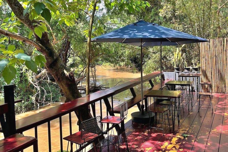 baan zaka cafe, daydreaming cafe, khaam khaoyai, like a mountain, pirom cafe, rosebay home cooking café, tara cafe, the birder’s lodge cafe, the birder’s lodge café & grill, the creek, the creek khao yai, trot cafe khaoyai, yellow submarine coffee tank, ขาม เขาใหญ่, คาเฟ่ปากช่อง, คาเฟ่เขาใหญ่, คาเฟ่เขาใหญ่ 2024, คาเฟ่เขาใหญ่ 2567, คาเฟ่เขาใหญ่สวย ๆ, ทร็อต คาเฟ่ เขาใหญ่, ทาราคาเฟ่, ธารา คาเฟ่ เขาใหญ่, บ้านซาก้า ปากช่อง, บ้านซาก้า เขาใหญ่, บ้านนอก คาเฟ่, บ้านนอกคอกนา, บ้านนอกคอกนา เขาใหญ่, ภิรมณ์ คาเฟ่, เดย์ดรีมมิ่ง เขาใหญ่, เดอะครีก ปากช่อง, เดอะครีก เขาใหญ่, เอล คาเฟ่ เขาใหญ่, top 20+ คาเฟ่ เขาใหญ่-ปากช่อง [กรกฎาคม 2024] น่านั่ง บรรยากาศดี ถ่ายรูปสวย