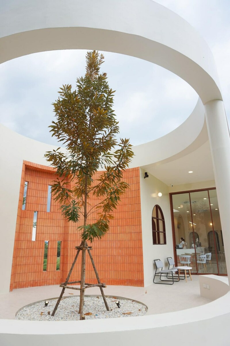 baan zaka cafe, daydreaming cafe, khaam khaoyai, like a mountain, pirom cafe, rosebay home cooking café, tara cafe, the birder’s lodge cafe, the birder’s lodge café & grill, the creek, the creek khao yai, trot cafe khaoyai, yellow submarine coffee tank, ขาม เขาใหญ่, คาเฟ่ปากช่อง, คาเฟ่เขาใหญ่, คาเฟ่เขาใหญ่ 2024, คาเฟ่เขาใหญ่ 2567, คาเฟ่เขาใหญ่สวย ๆ, ทร็อต คาเฟ่ เขาใหญ่, ทาราคาเฟ่, ธารา คาเฟ่ เขาใหญ่, บ้านซาก้า ปากช่อง, บ้านซาก้า เขาใหญ่, บ้านนอก คาเฟ่, บ้านนอกคอกนา, บ้านนอกคอกนา เขาใหญ่, ภิรมณ์ คาเฟ่, เดย์ดรีมมิ่ง เขาใหญ่, เดอะครีก ปากช่อง, เดอะครีก เขาใหญ่, เอล คาเฟ่ เขาใหญ่, top 20+ คาเฟ่ เขาใหญ่-ปากช่อง [กรกฎาคม 2024] น่านั่ง บรรยากาศดี ถ่ายรูปสวย