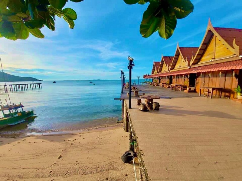 top 12+ ที่พักบางเสร่ 2024 พักผ่อนสุดชิล บรรยากาศริมทะเล