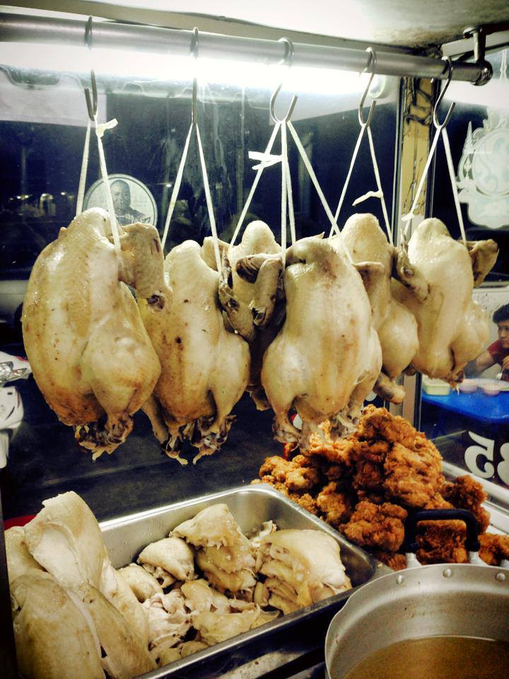 top 8+ ร้านข้าวมันไก่จานใหญ่ให้เยอะ เนื้อไก่ชิ้นโตไก่นิ่มฟินเว่อร์