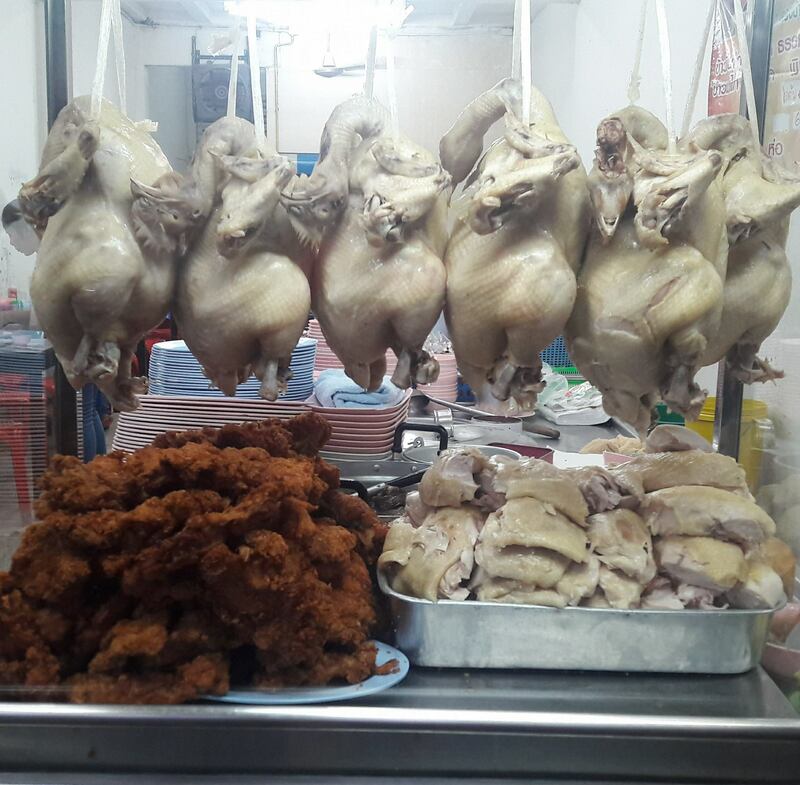 top 8+ ร้านข้าวมันไก่จานใหญ่ให้เยอะ เนื้อไก่ชิ้นโตไก่นิ่มฟินเว่อร์