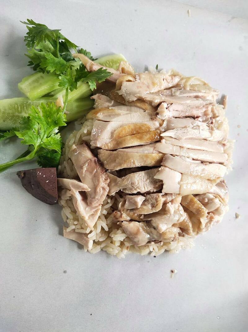 top 8+ ร้านข้าวมันไก่จานใหญ่ให้เยอะ เนื้อไก่ชิ้นโตไก่นิ่มฟินเว่อร์