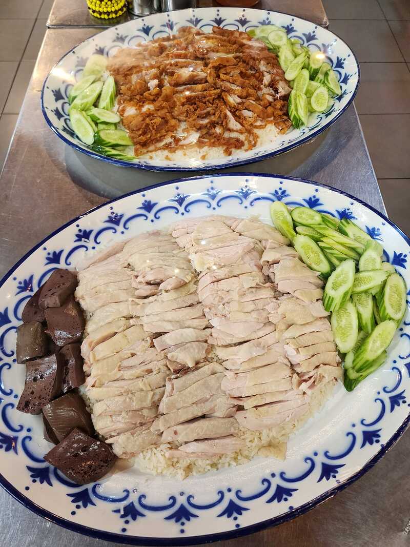 top 8+ ร้านข้าวมันไก่จานใหญ่ให้เยอะ เนื้อไก่ชิ้นโตไก่นิ่มฟินเว่อร์