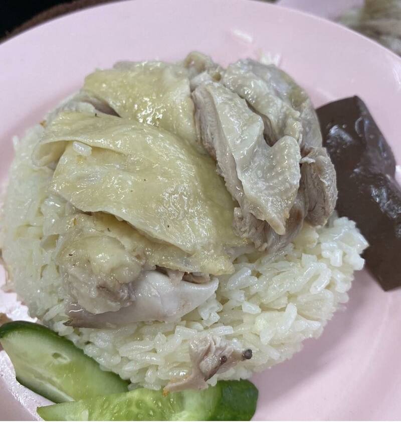 top 8+ ร้านข้าวมันไก่จานใหญ่ให้เยอะ เนื้อไก่ชิ้นโตไก่นิ่มฟินเว่อร์