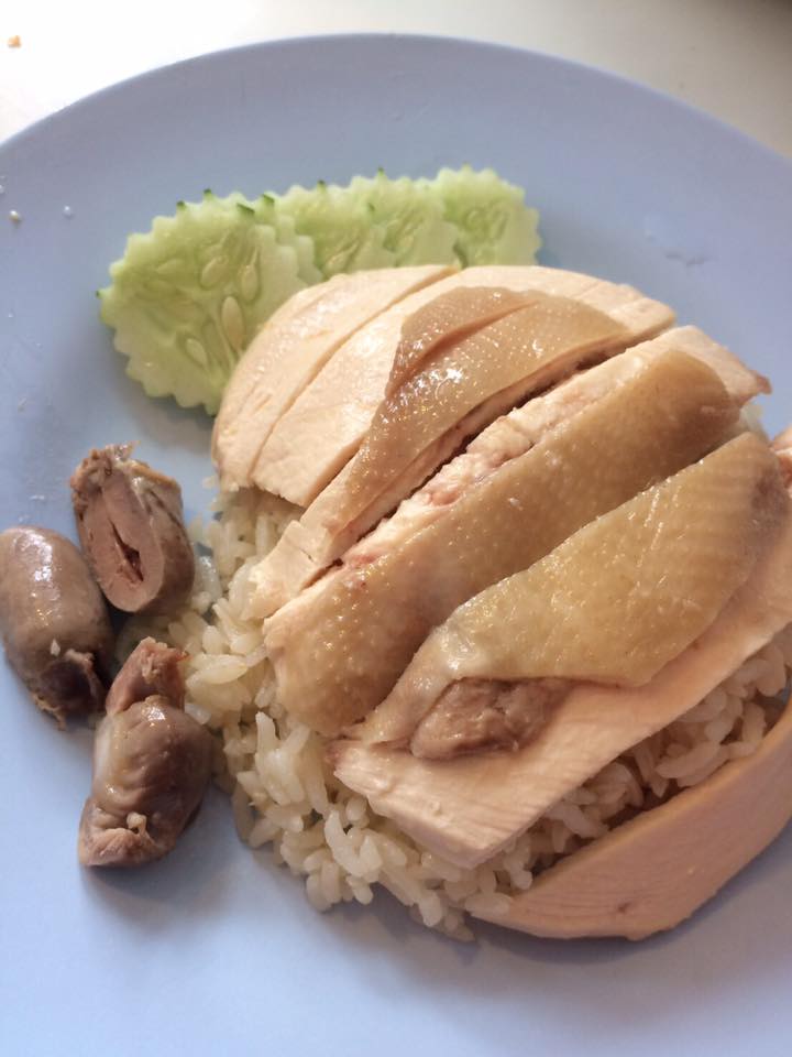 top 8+ ร้านข้าวมันไก่จานใหญ่ให้เยอะ เนื้อไก่ชิ้นโตไก่นิ่มฟินเว่อร์