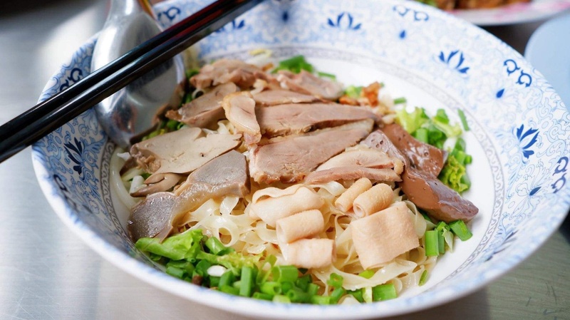 ร้านก๋วยเตี๋ยวภูเก็ต : รวมร้านก๋วยเตี๋ยวภูเก็ตเจ้าเก่า เจ้าเดิม ไม่ควรพลาด!