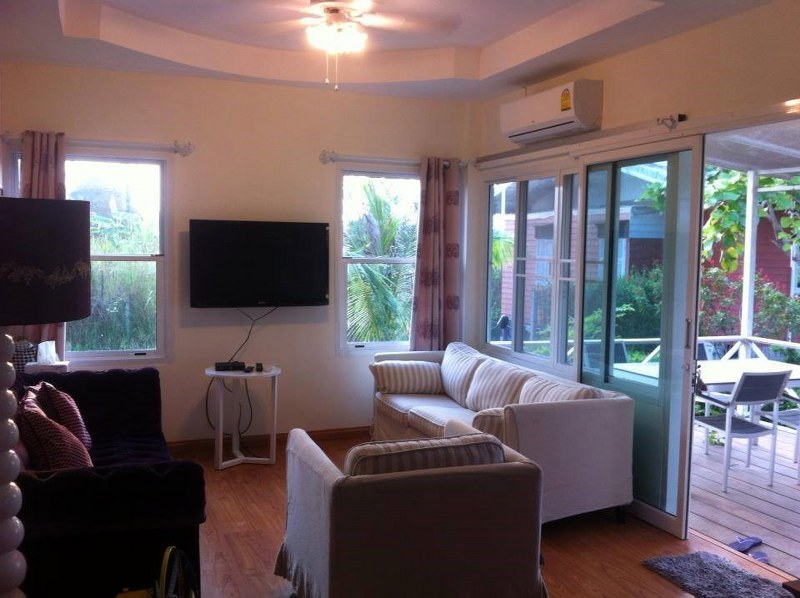 ที่พักหัวหินราคาหลักร้อย 2567 บรรยากาศดีเกินราคา ไม่ไกลจากทะเล