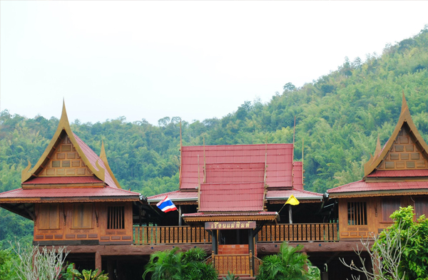 top 6+ ที่พักสวนผึ้งราคาถูก ราคาหลักร้อย นอนชิลๆในบรรยากาศสุดฟิน