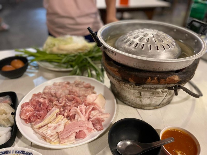 top 14+ ร้านหมูกระทะกรุงเทพ 2567 บุฟเฟ่ต์แบบจัดเต็ม น้ำจิ้มอร่อยเด็ด