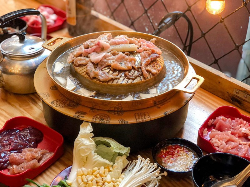 top 14+ ร้านหมูกระทะกรุงเทพ 2567 บุฟเฟ่ต์แบบจัดเต็ม น้ำจิ้มอร่อยเด็ด