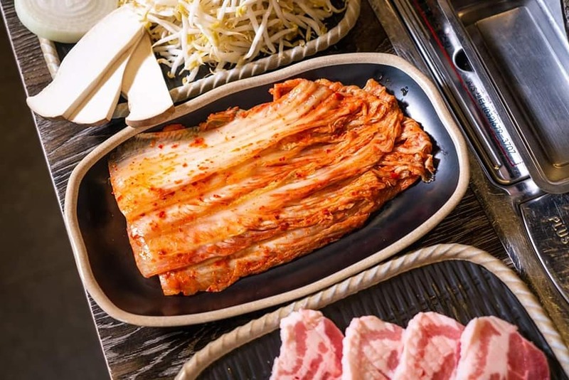 ร้านปิ้งย่างเกาหลีมีปูดอง แซ่บยั่วๆ สไตล์เกาหลี