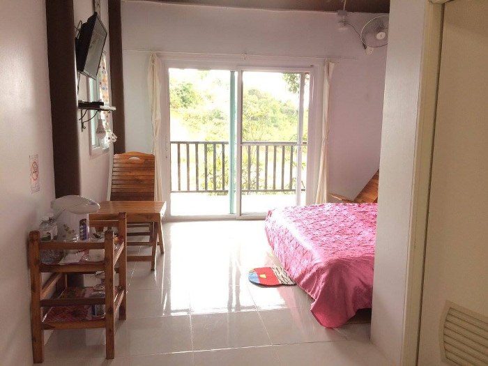 top 12+ ที่พักบ้านอีต่อง 2024 เหมืองปิล๊อก นอนพักกลางหุบเขา ใกล้ชิดธรรมชาติ