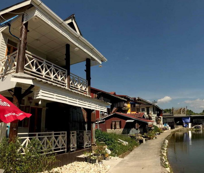 top 12+ ที่พักบ้านอีต่อง 2024 เหมืองปิล๊อก นอนพักกลางหุบเขา ใกล้ชิดธรรมชาติ