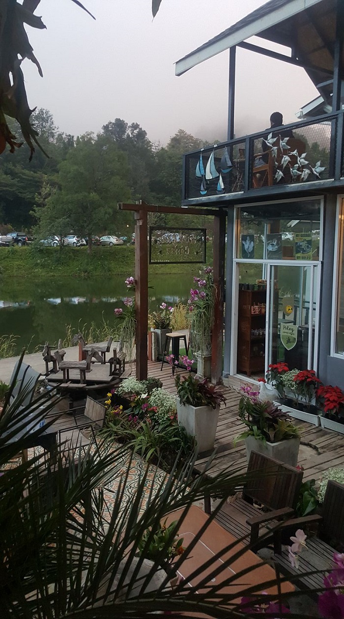 top 12+ ที่พักบ้านอีต่อง 2024 เหมืองปิล๊อก นอนพักกลางหุบเขา ใกล้ชิดธรรมชาติ