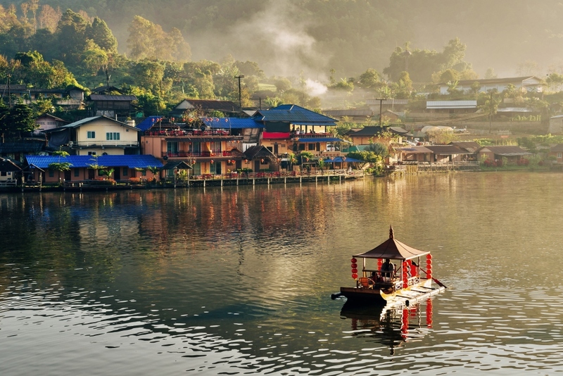 ที่พักบ้านรักไทย, ที่พักบ้านรักไทย 2022, ที่พักบ้านรักไทย 2565, ที่พักบ้านรักไทย แม่ฮ่องสอน 2565, ที่พักหมู่บ้านรักไทย, ที่พักหมู่บ้านรักไทย 2022, ที่พักหมู่บ้านรักไทย 2565, บ้านรักไทย แม่ฮ่องสอน, top 6+ ที่พัก บ้านรักไทย แม่ฮ่องสอน [กรกฎาคม 2024] เที่ยวหมู่บ้านชาวจีนยูนนาน ริมทะเลสาบกลางหุบเขา