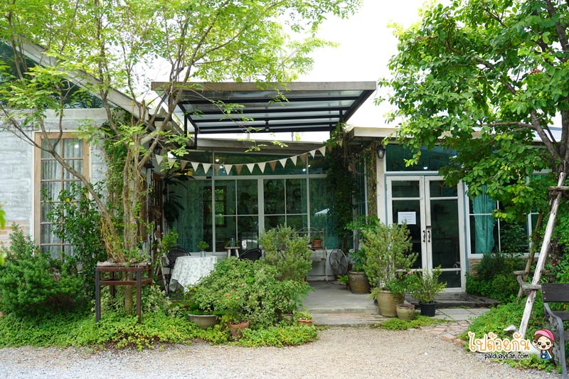 นิยายคาเฟ่, คาเฟ่ตลิ่งชัน, คาเฟ่ฝั่งธน, นิยายคาเฟ่ คาเฟ่ในสวน สไตล์วินเทจ