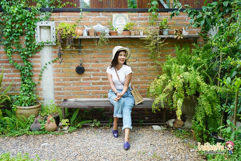 นิยายคาเฟ่, คาเฟ่ตลิ่งชัน, คาเฟ่ฝั่งธน, นิยายคาเฟ่ คาเฟ่ในสวน สไตล์วินเทจ