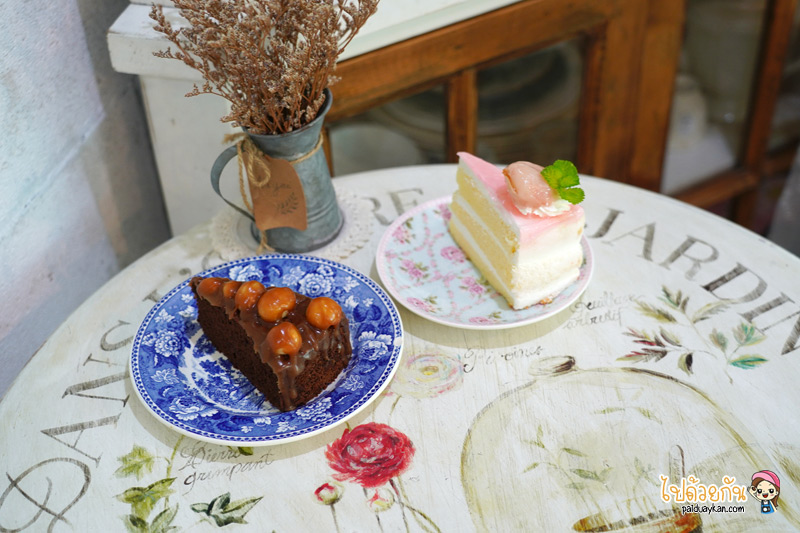 นิยายคาเฟ่, คาเฟ่ตลิ่งชัน, คาเฟ่ฝั่งธน, นิยายคาเฟ่ คาเฟ่ในสวน สไตล์วินเทจ