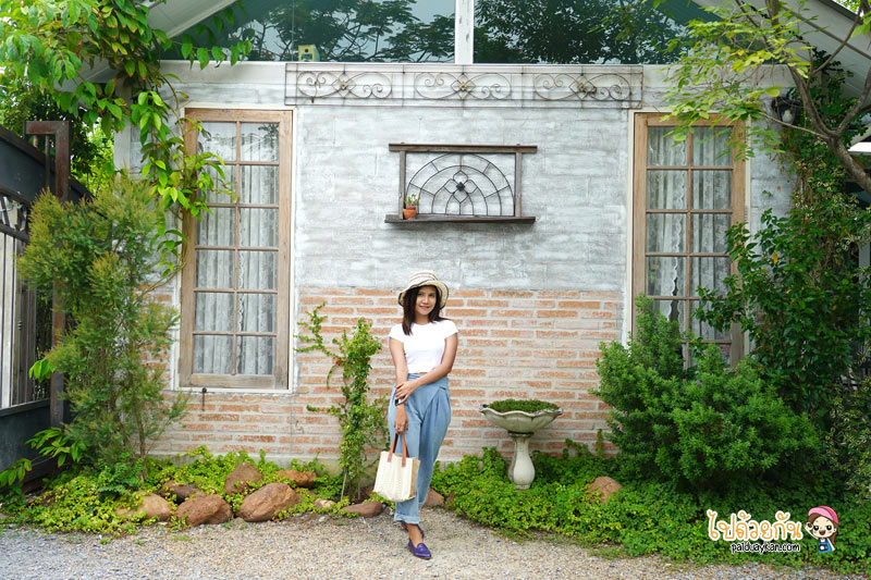 นิยายคาเฟ่, คาเฟ่ตลิ่งชัน, คาเฟ่ฝั่งธน, นิยายคาเฟ่ คาเฟ่ในสวน สไตล์วินเทจ