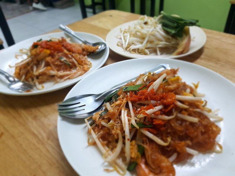 top 12+ ร้านผัดไทยกรุงเทพ 2567 ร้านผัดไทยโบราณ ผัดไทยกุ้งสด อร่อยจนหยุดไม่อยู่