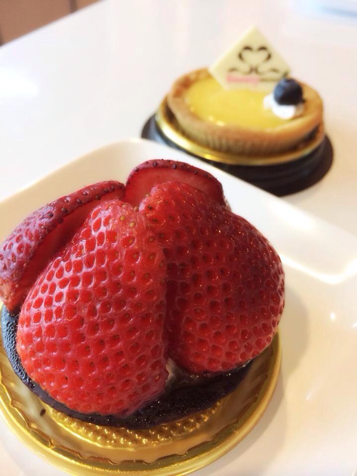 ร้านบุฟเฟ่ต์เค้ก ขนมหวาน และไอศกรีม ความหวานชวนฝัน ราคาสุดคุ้ม