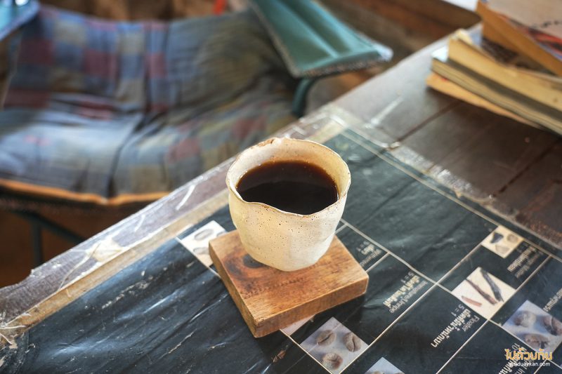 ร้านกาแฟเชียงดาว, คาเฟ่เชียงดาว, ฮกหลง เชียงดาว, ฮกหลง คาเฟ่บ้านไม้แสนร่มรื่น แห่งเชียงดาว