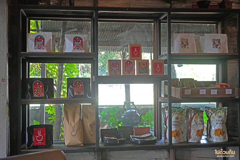 ร้านกาแฟเชียงดาว, คาเฟ่เชียงดาว, ฮกหลง เชียงดาว, ฮกหลง คาเฟ่บ้านไม้แสนร่มรื่น แห่งเชียงดาว