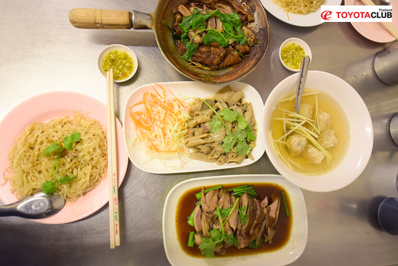 เที่ยวกรุงเทพ, ตลาดนางเลิ้ง, ของกินอร่อยตลาดนางเลิ้ง, กรุงเทพมหานคร, ตลาดนางเลิ้ง ชื่อนี้มีแต่ของอร่อย ชี้พิกัด กินให้ตัวแตก