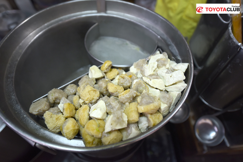 เที่ยวกรุงเทพ, ตลาดนางเลิ้ง, ของกินอร่อยตลาดนางเลิ้ง, กรุงเทพมหานคร, ตลาดนางเลิ้ง ชื่อนี้มีแต่ของอร่อย ชี้พิกัด กินให้ตัวแตก