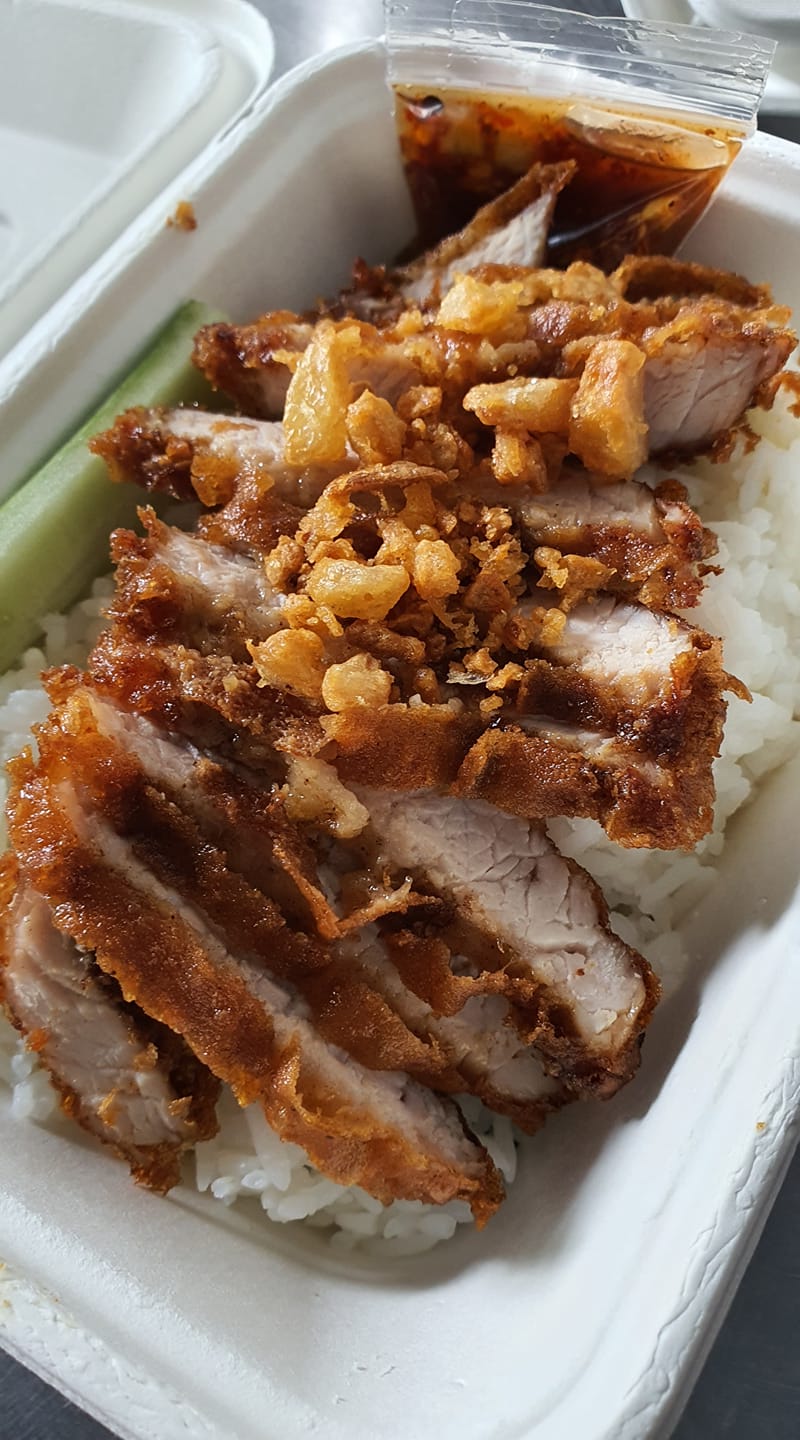 รวม 18 ร้านหมูทอด-ไก่ทอด delivery พร้อมส่งถึงบ้าน