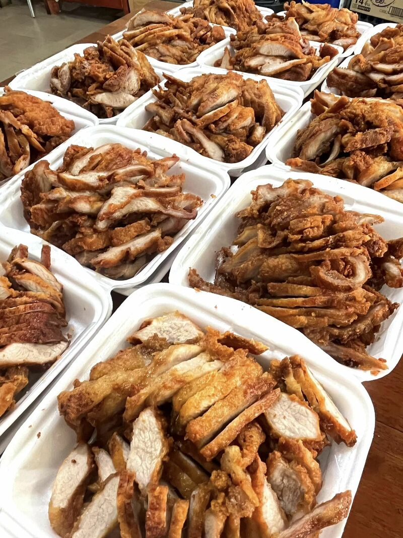 รวม 18 ร้านหมูทอด-ไก่ทอด delivery พร้อมส่งถึงบ้าน