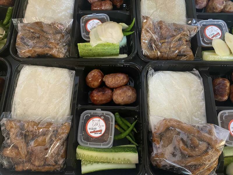 รวม 18 ร้านหมูทอด-ไก่ทอด delivery พร้อมส่งถึงบ้าน