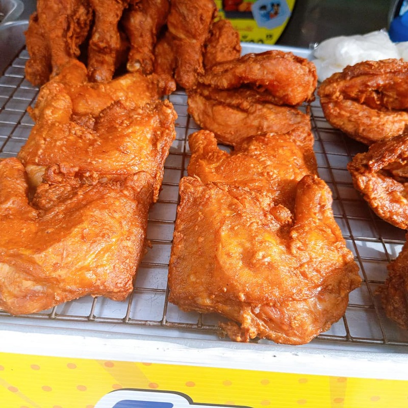 รวม 18 ร้านหมูทอด-ไก่ทอด delivery พร้อมส่งถึงบ้าน