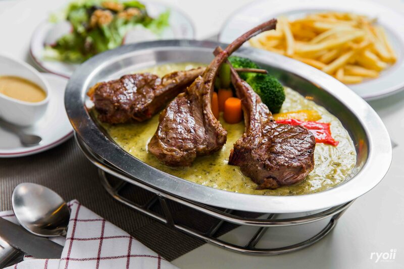 รวม 25 ร้านเด็ดย่าน อารีย์ ใกล้ bts เดินทางง่าย ของอร่อยเพียบ!