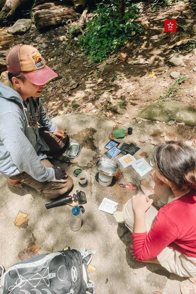 chiangmaihiking, dtac, onedaytrip, reviewchiangmai, true, truexdtac5gที่ดีกว่า, truexdtacbettertogether, ชีวิตดีกว่าเมื่อมีกันและกัน, น้ำตกมณฑาธาร, รีวิวเชียงใหม่, เชียงใหม่ไลฟ์สไตล์, เดินป่าเชียงใหม่, น้ำตกมณฑาธาร เดินป่าหน้าฝน ต้นกำเนิดจากยอดดอยปุย