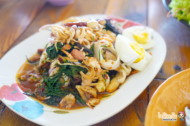 ครัวกันเองป้าจวน, ร้านอาหารทะเลจุดวิวสะพานแดง, ร้านอาหารทะเลสมุทรสาคร, ครัวกันเอง ป้าจวน ยกความสดของอาหารทะเลแบบจัดเต็ม